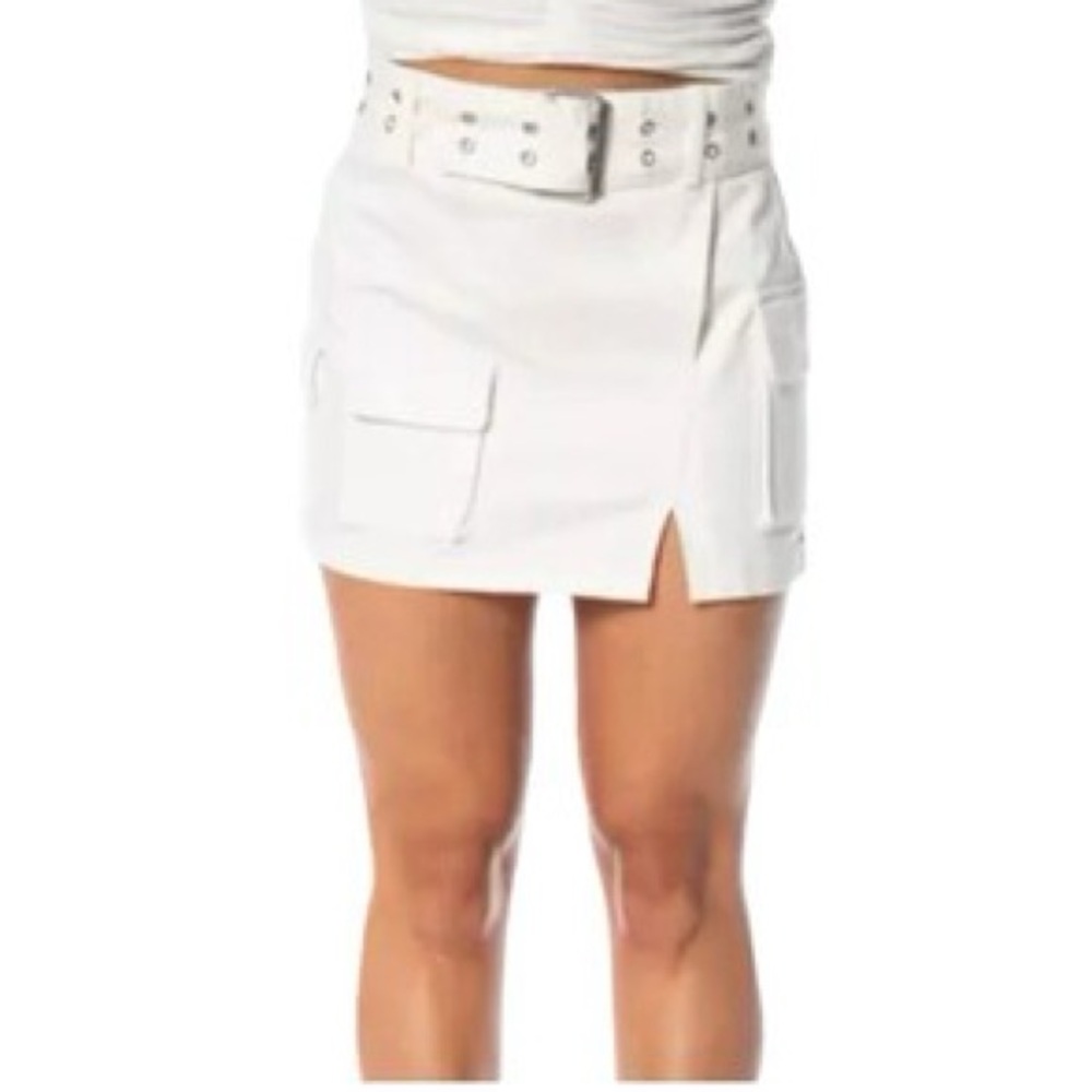 Juicy Couture White Denim Cargo Mini Skirt with Belt- NWT